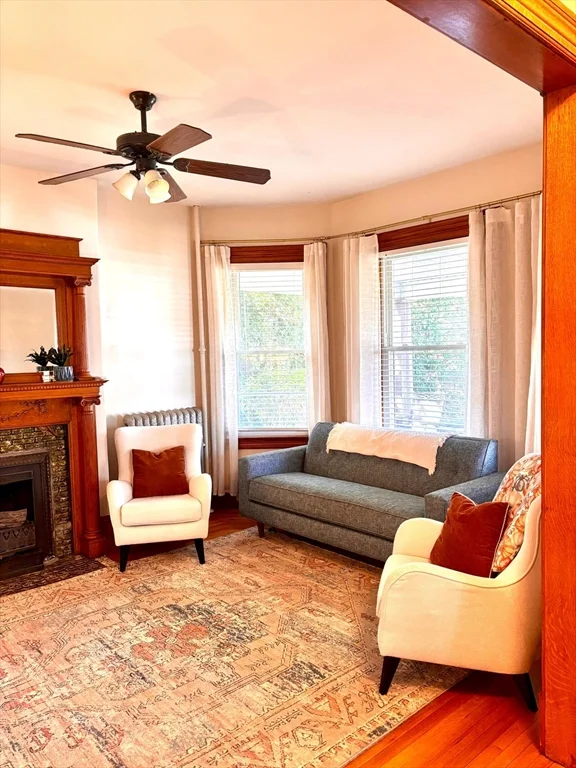 104 Saint James Ave, Holyoke