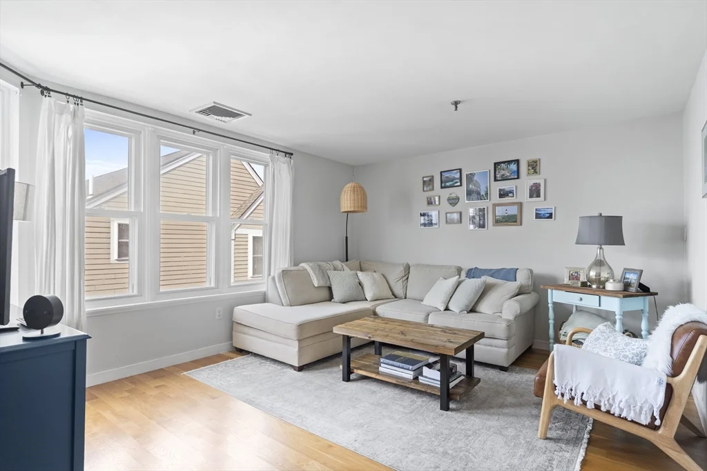 126 Tudor, South Boston