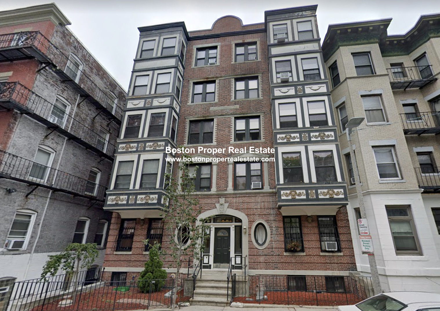 75 Burbank St, Fenway