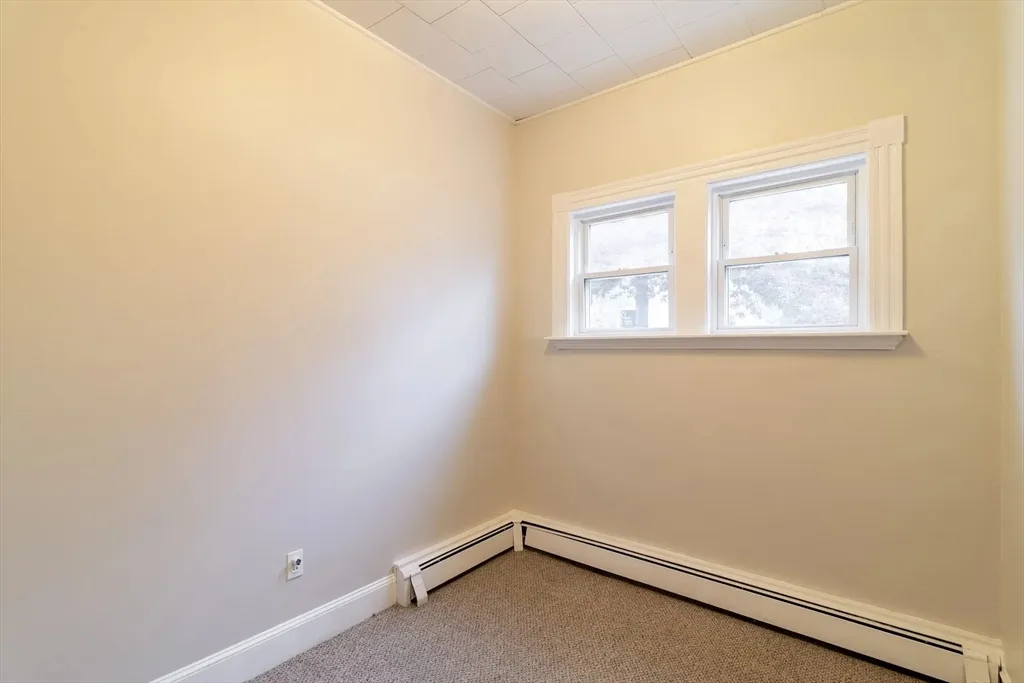 2 Sherman St, Neighborhood Nine