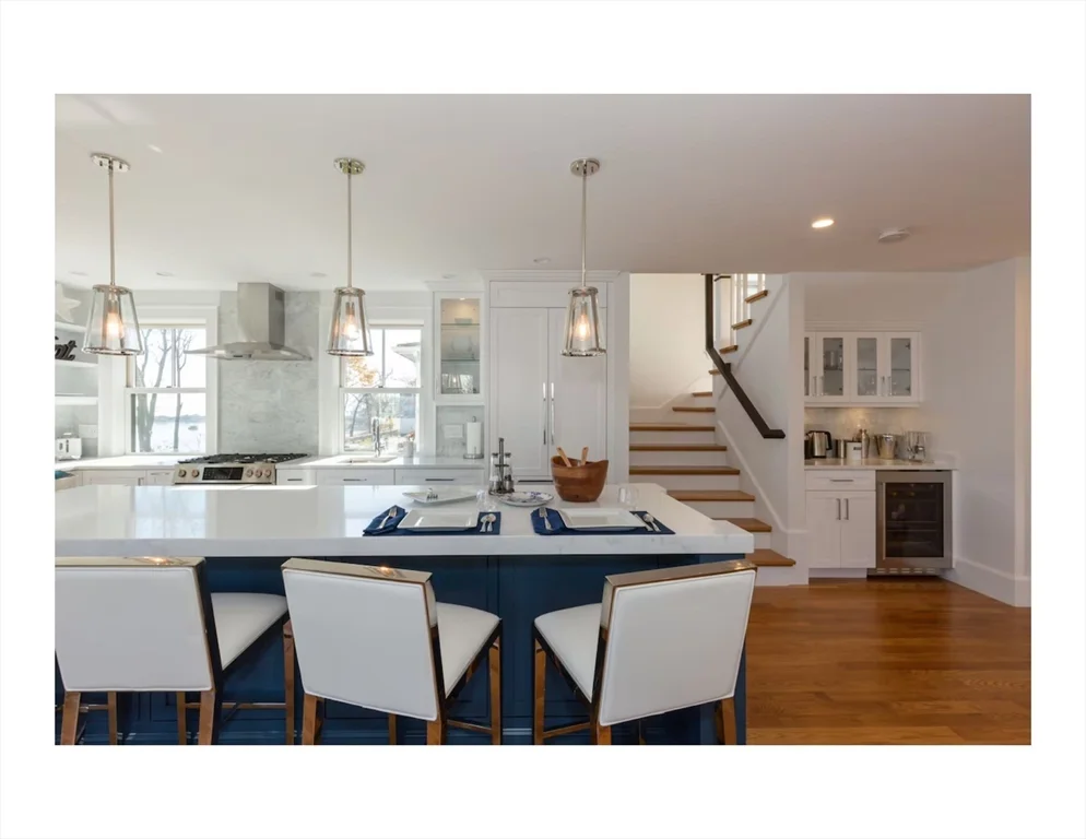 153 Bayside Rd, Quincy