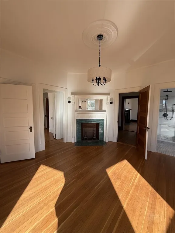 72 Belmont St, Fall River