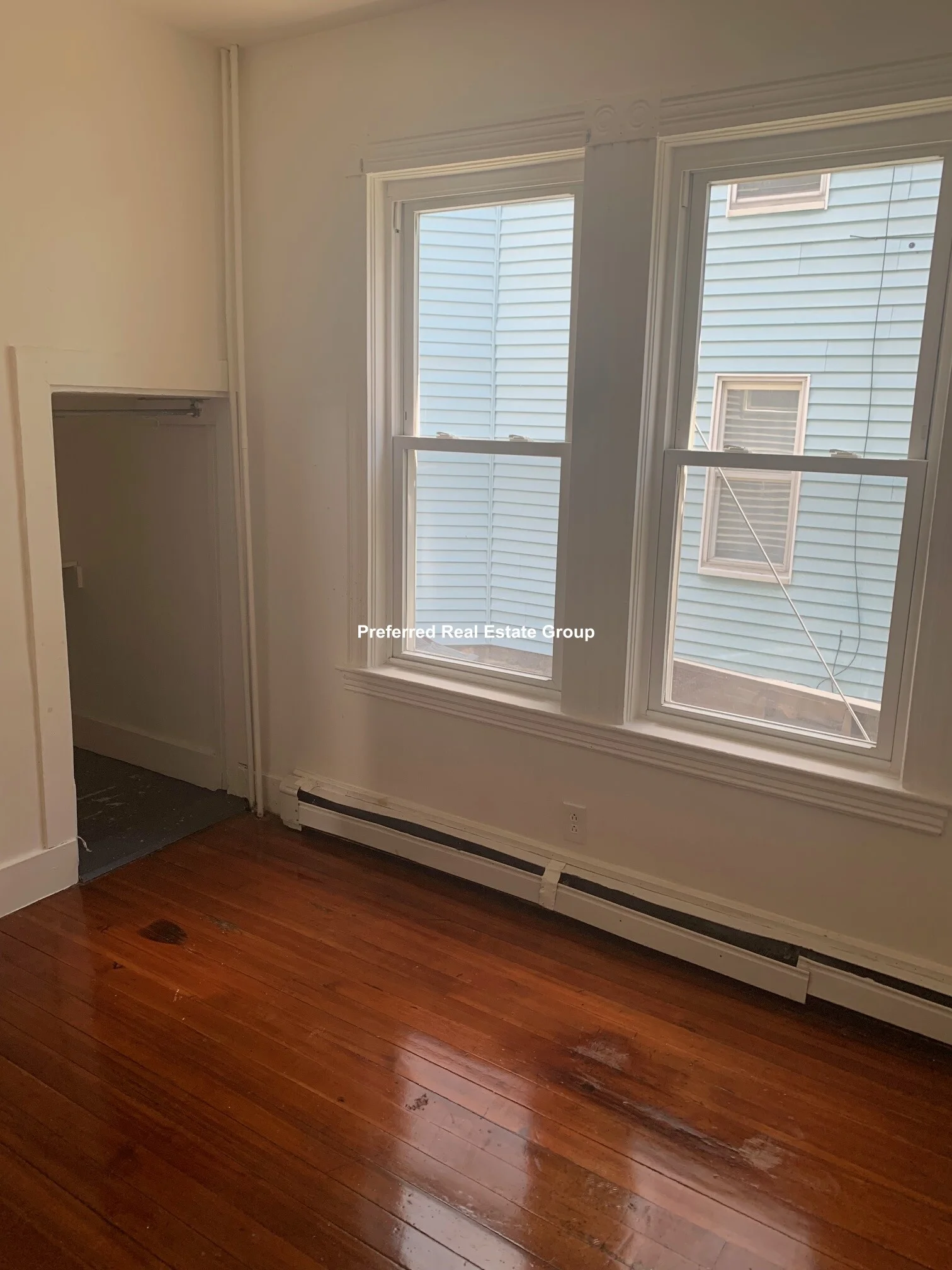 31 Dunreath St, Roxbury