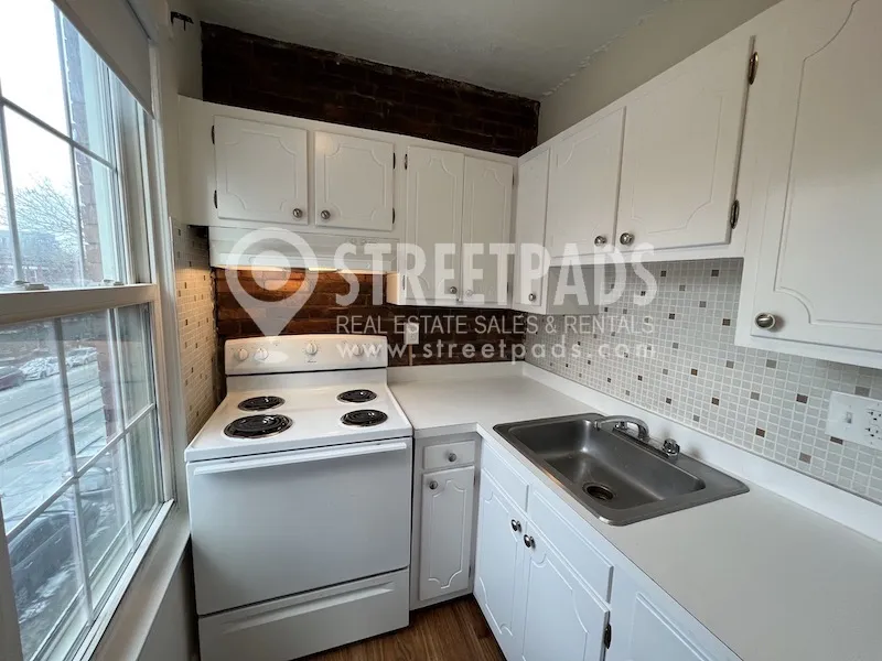 74 South Huntington Ave, Mission Hill