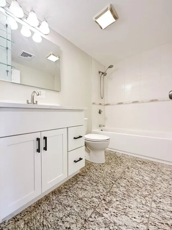 90 George St, Roxbury