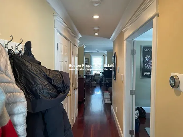 632 East Broadway, South Boston