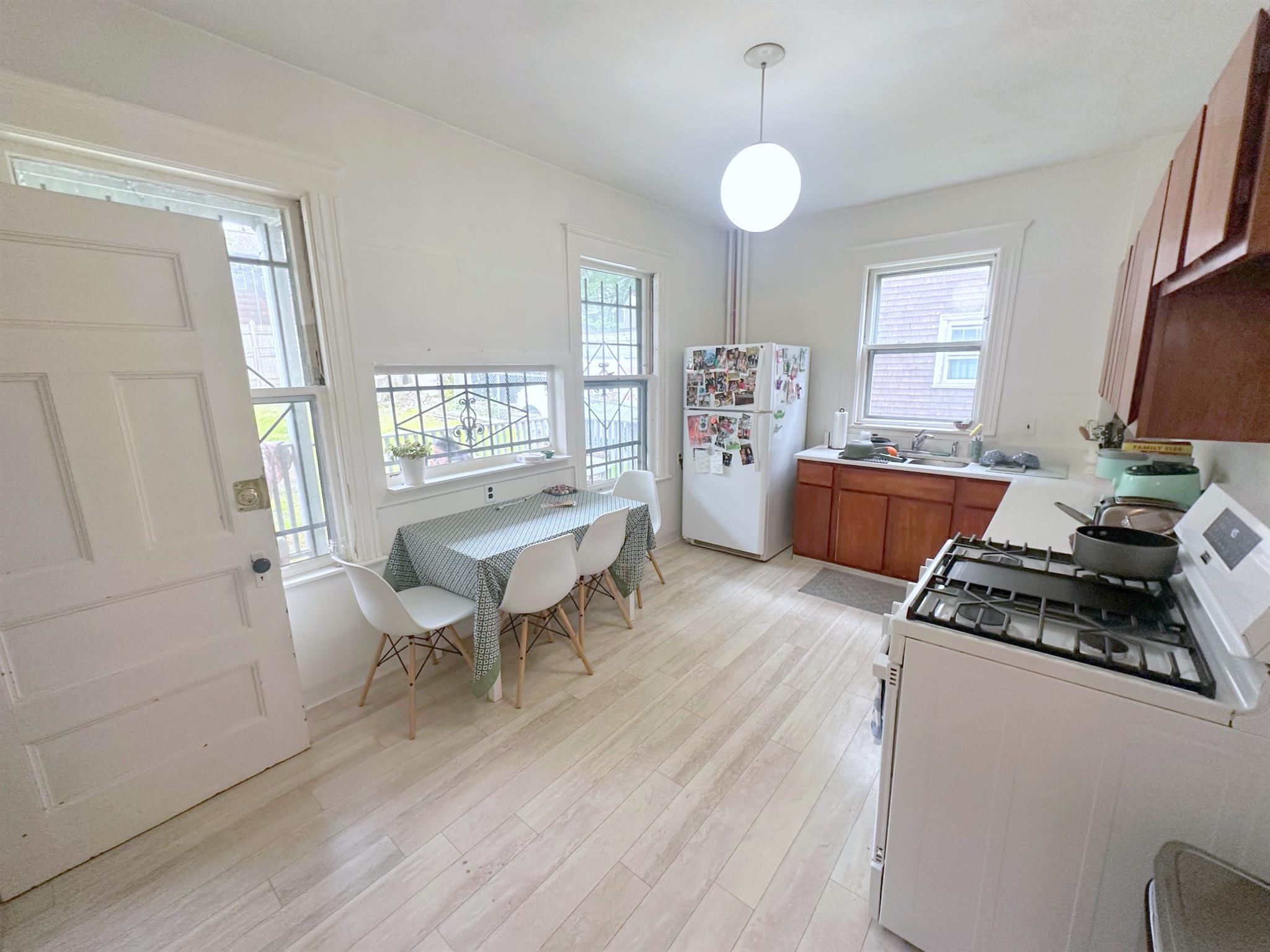 22 Upland Rd, Neighborhood Nine