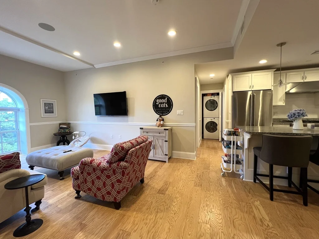 616 East 4th St, South Boston