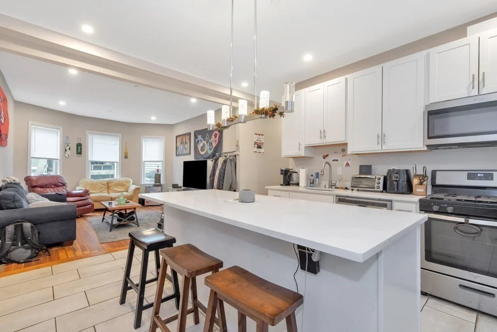 228 Calumet St, Mission Hill