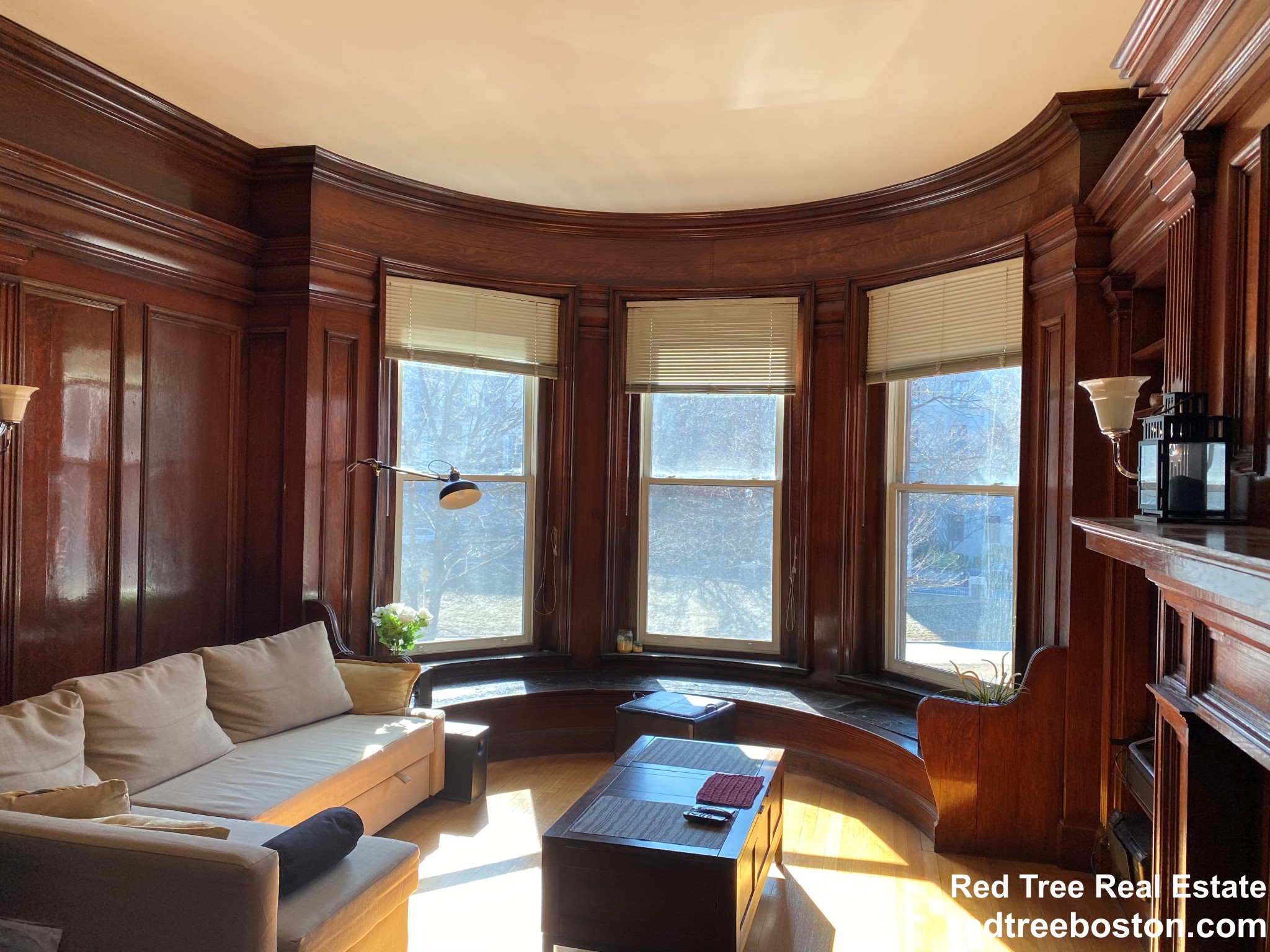 379 Commonwealth Ave, Back Bay