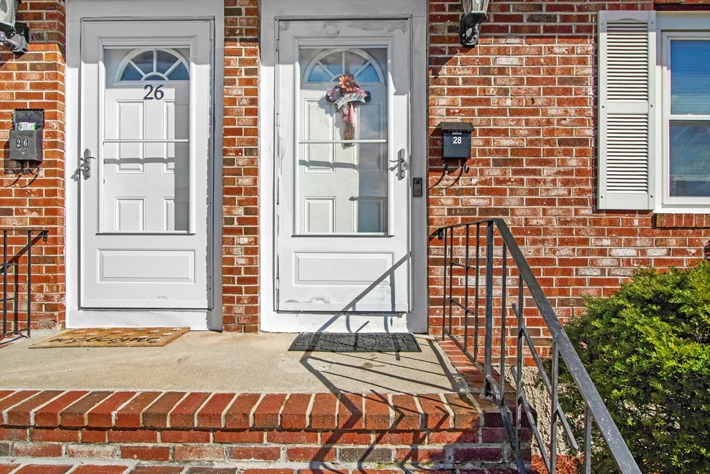 26 Moreland Ave, Dedham