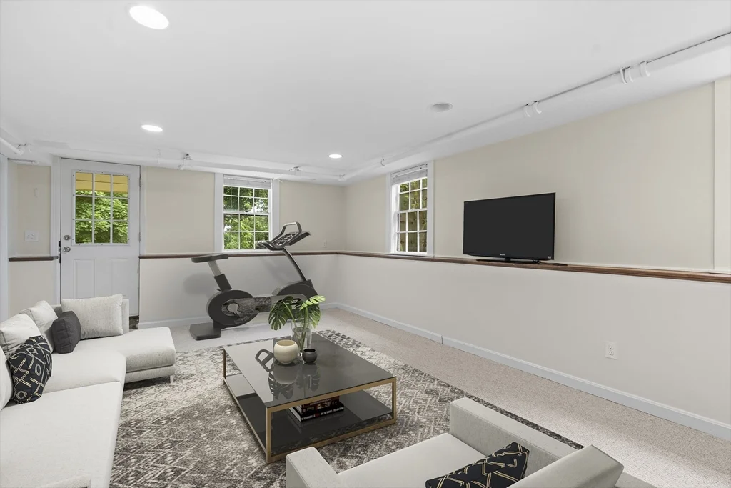 50 Grove Hill Park, Newton