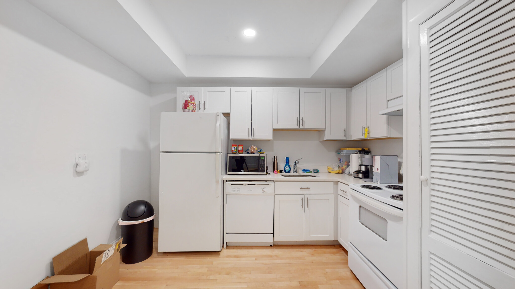 1 bed, 1 bath apartment for rent at 92 Marlborough St Unit 1.,, Back Bay — photo 2 of 4