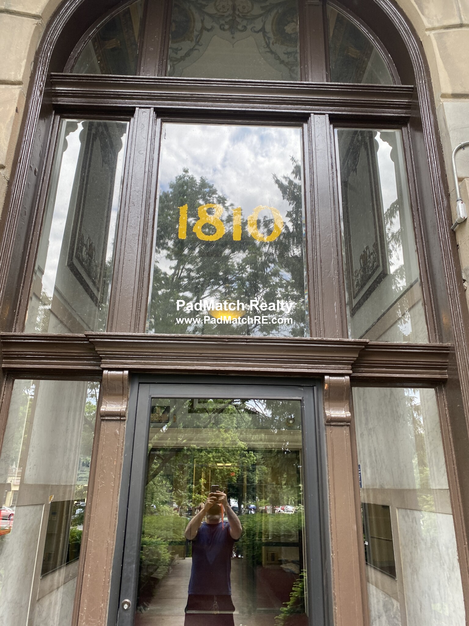 1810 Commonwealth Ave, Brighton