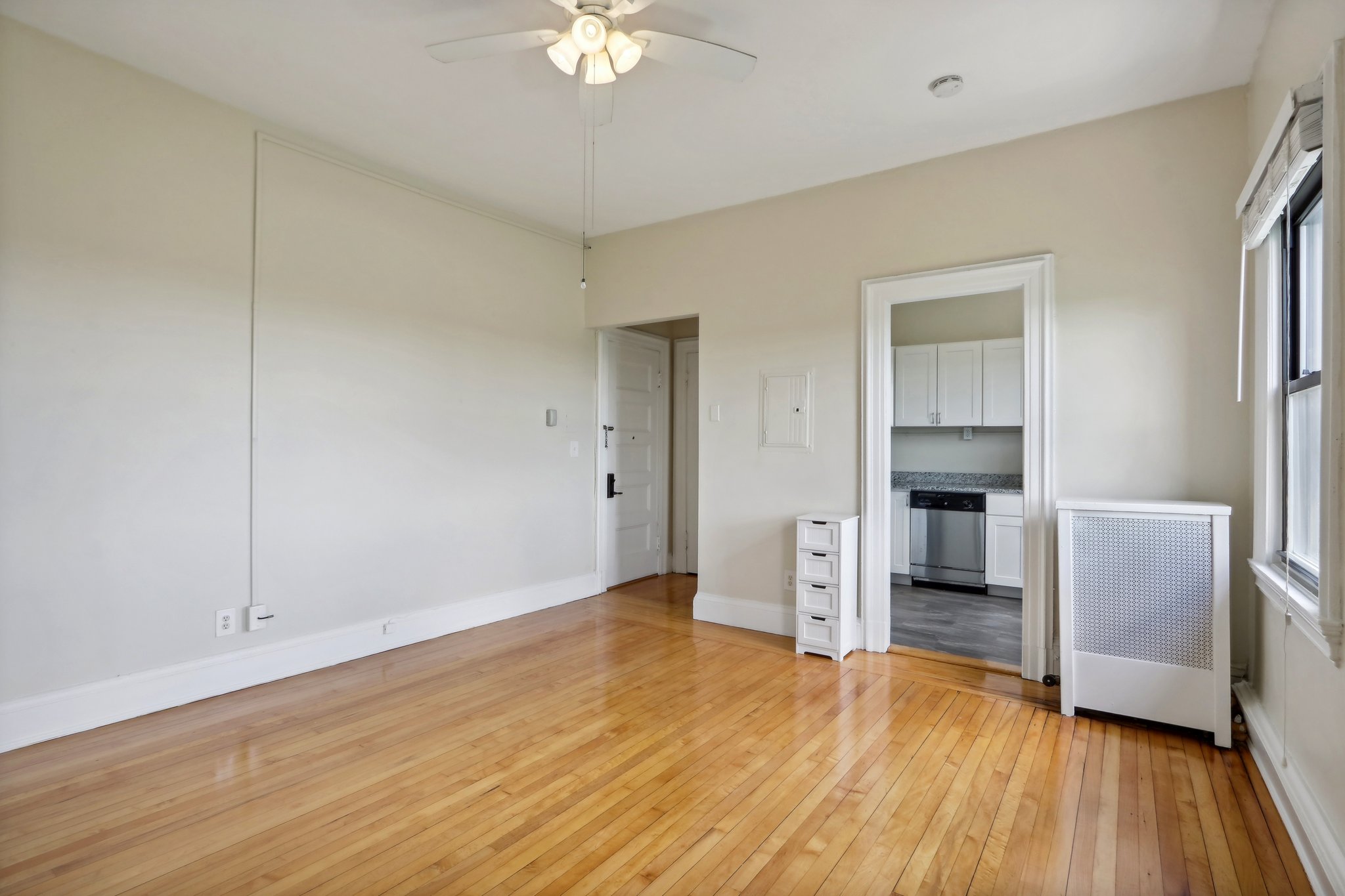 1470 Beacon St, Corey Hill