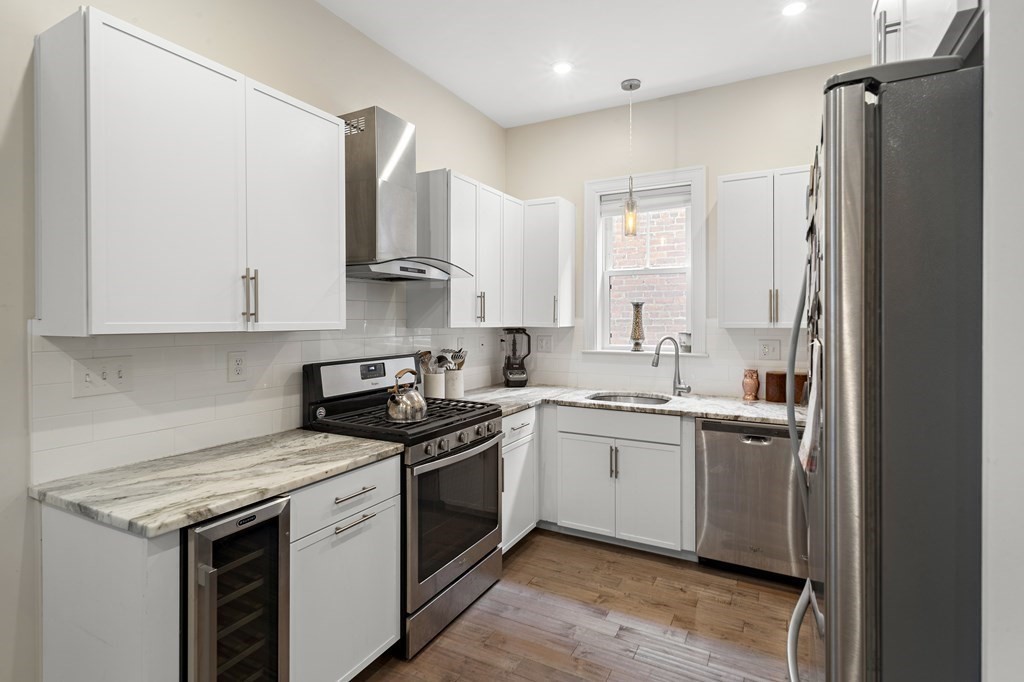 91 Chelsea St, East Boston