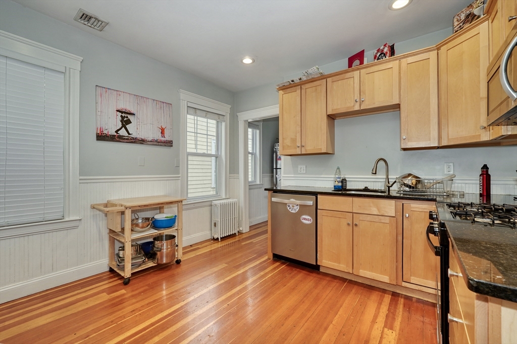 1632 Columbia Rd, South Boston