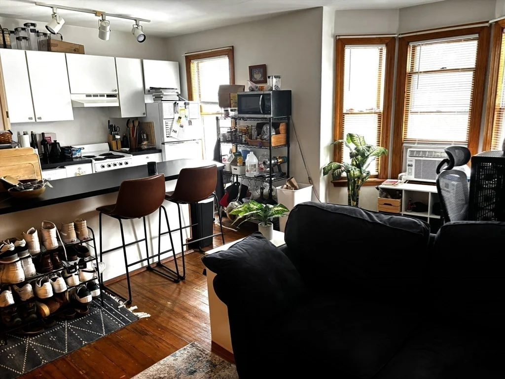 182 H St, South Boston