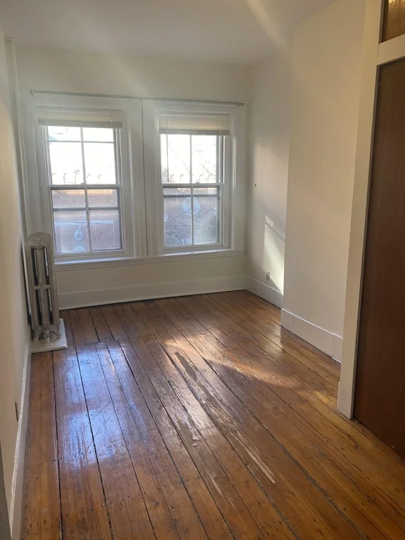 22 Isabella St, Back Bay