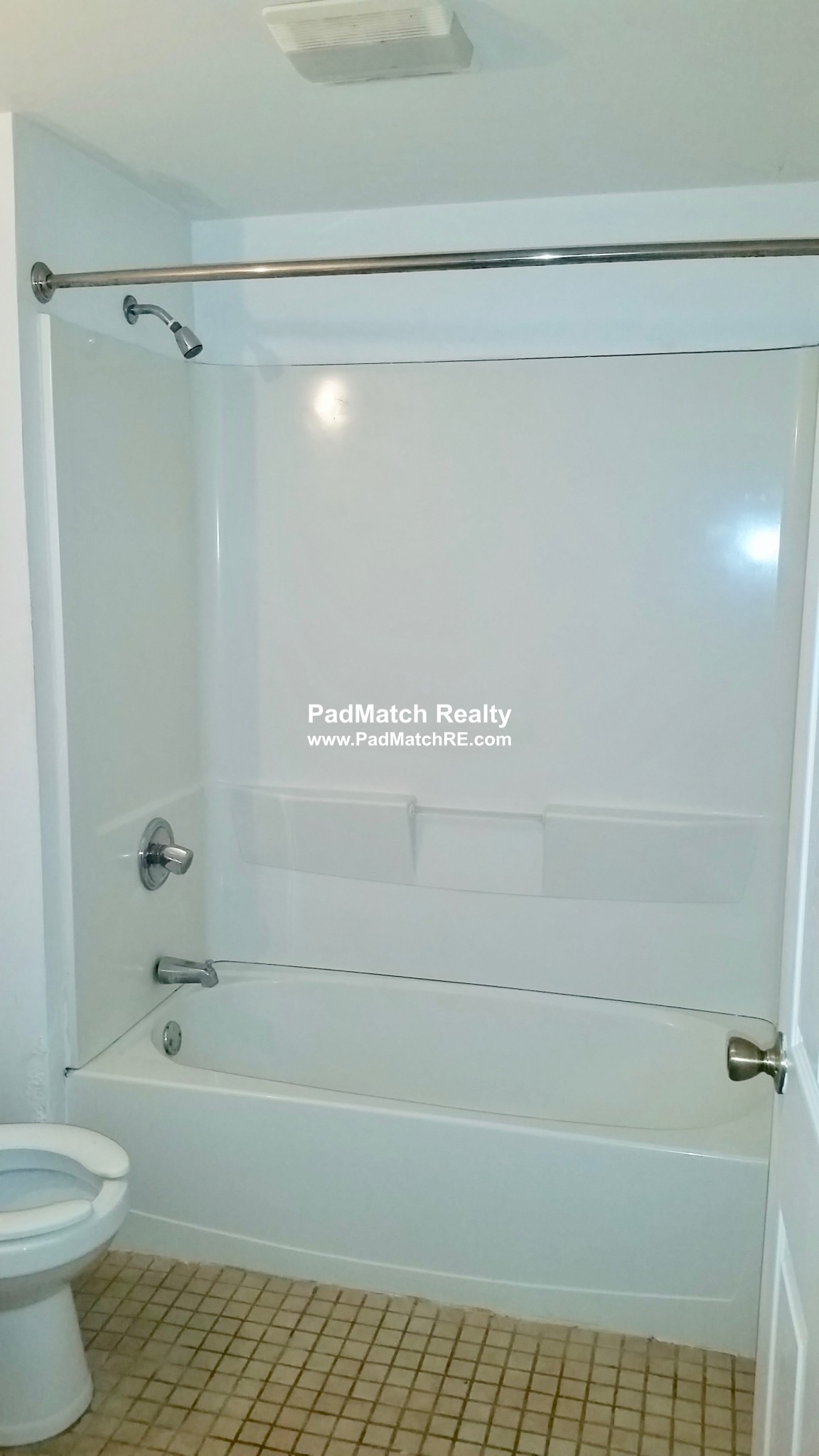 62 Egmont St, Longwood