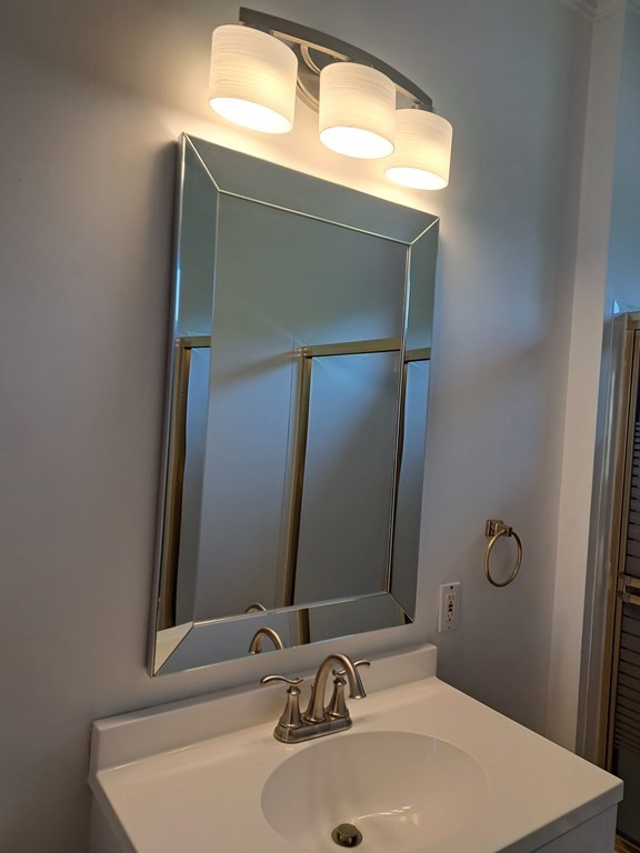 24 Clearview Ave, Burncoat