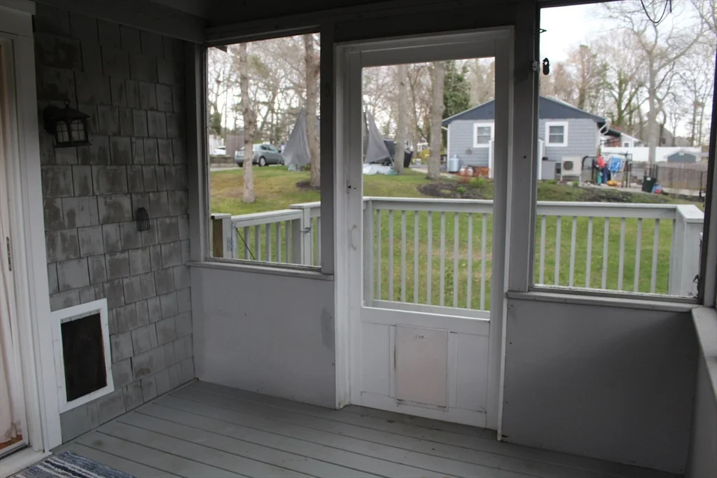 81 Winthrop Rd, Manomet
