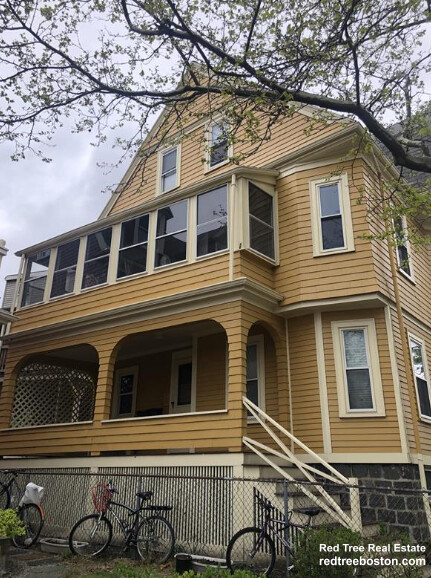 151 Elm St, Davis Square