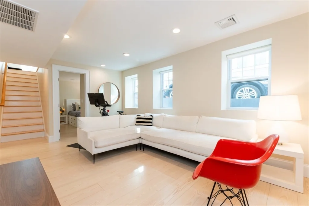 417 Walden St, West Cambridge