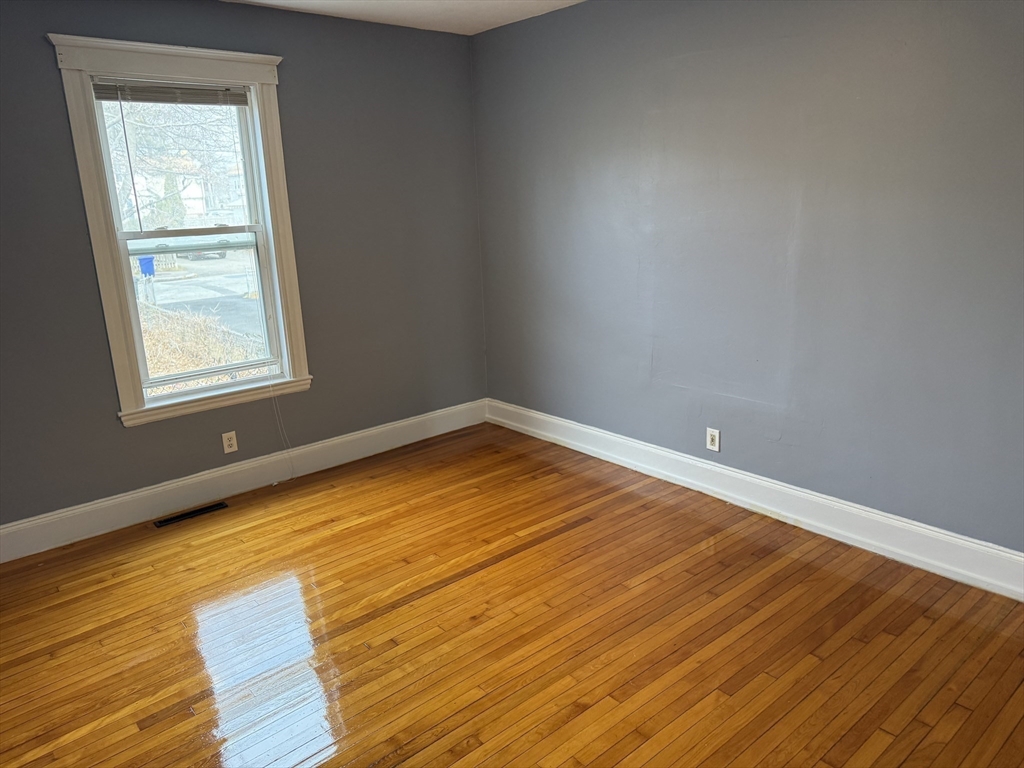 72 Newbury Ave, North Quincy