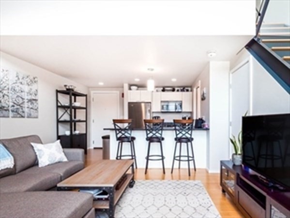 1 Earhart, East Cambridge