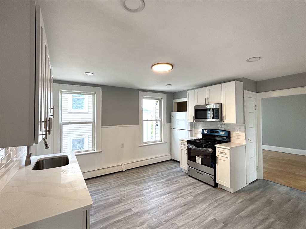 8 Hooper St, Belmont Hill