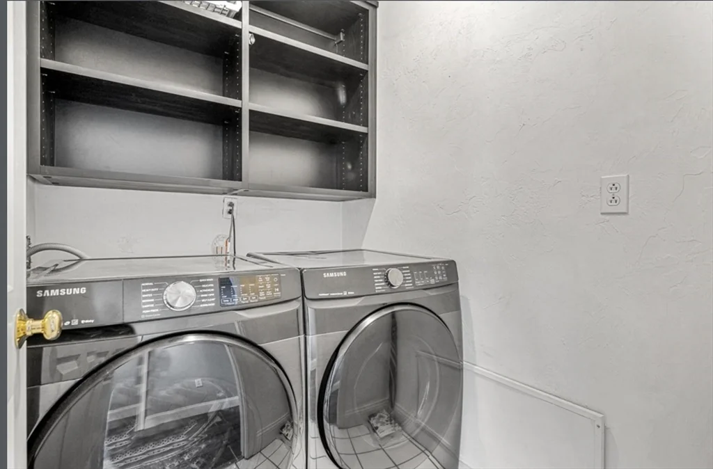 476 E 3rd St, South Boston