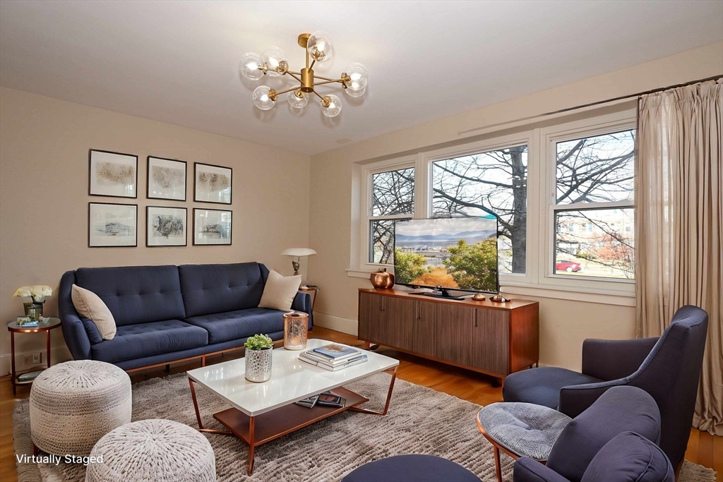 465 Arborway, Jamaica Plain