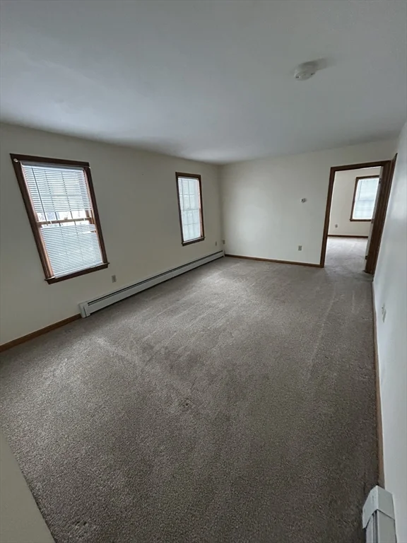 227 Wood St, Hopkinton