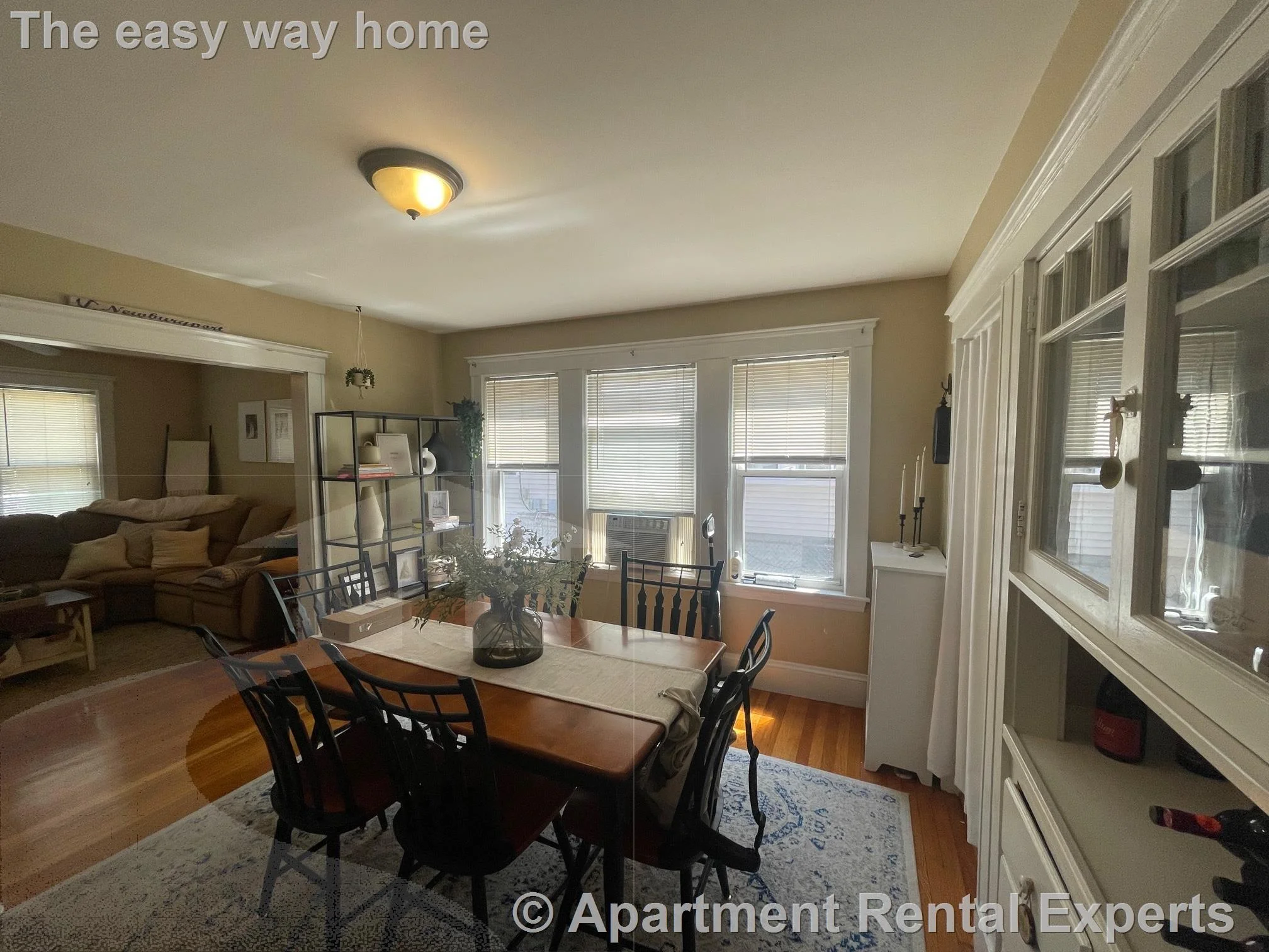 17 Irvington Rd, Tufts