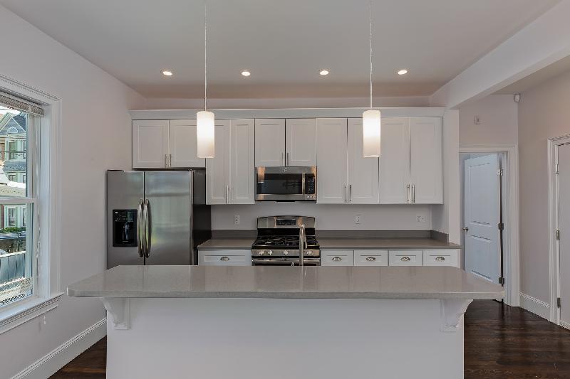 4 bed, 2 bath apartment for rent at 9 Oswald St Unit n/a, Mission Hill — photo 5 of 16