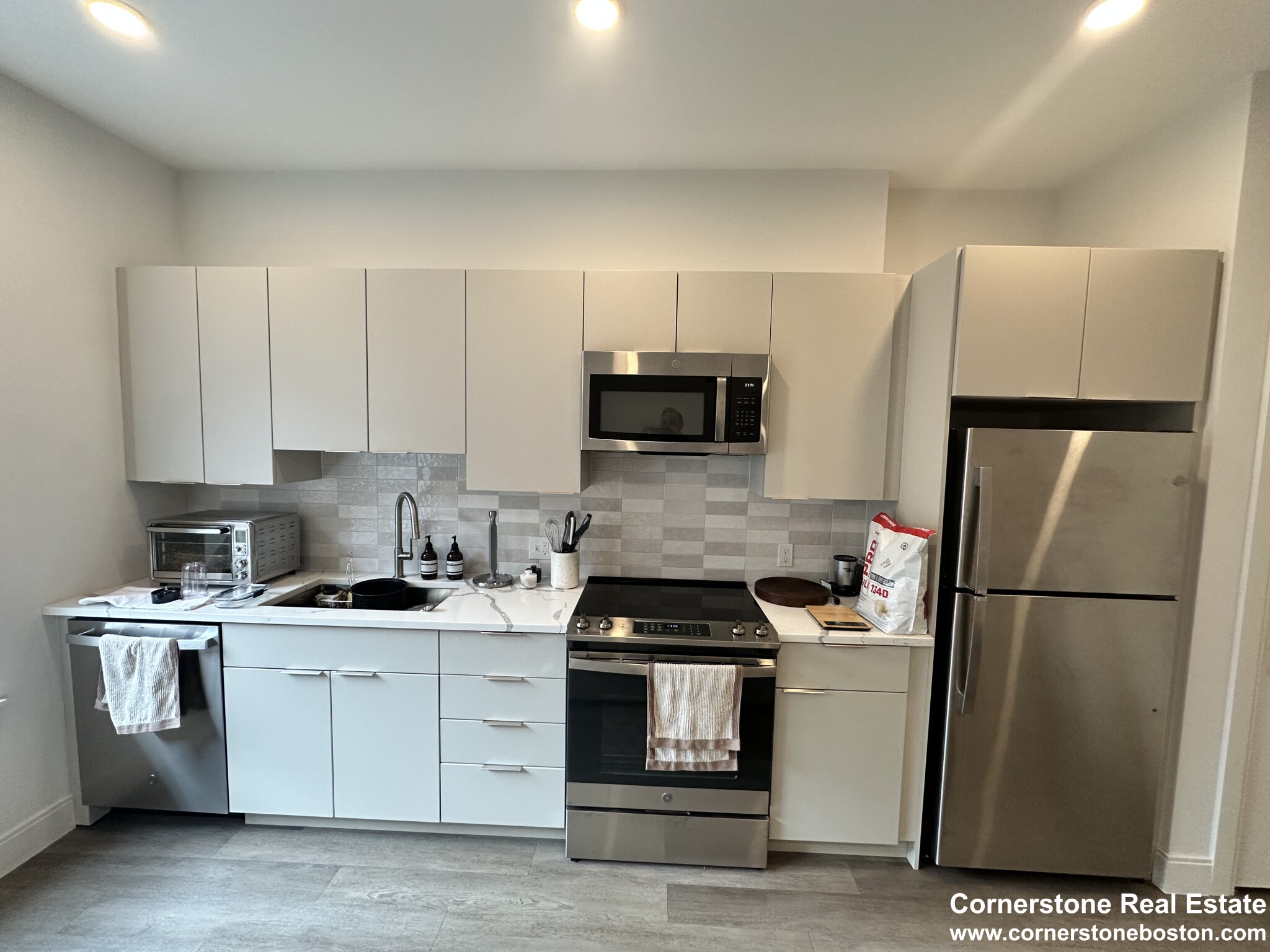 959 Dorchester Ave, Dorchester