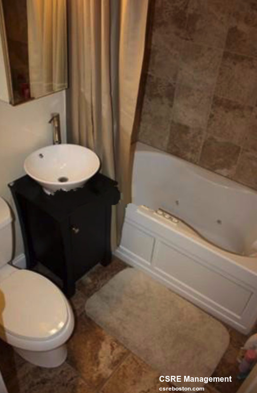 9 Warwick St, Roxbury