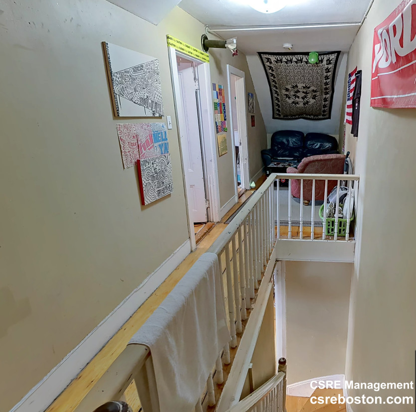 12 Saunders St, Oak Square