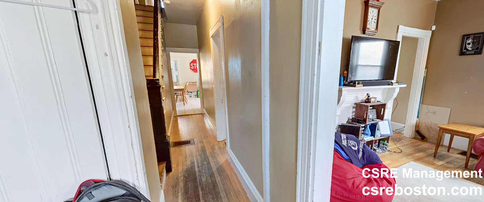 12 Saunders St, Oak Square