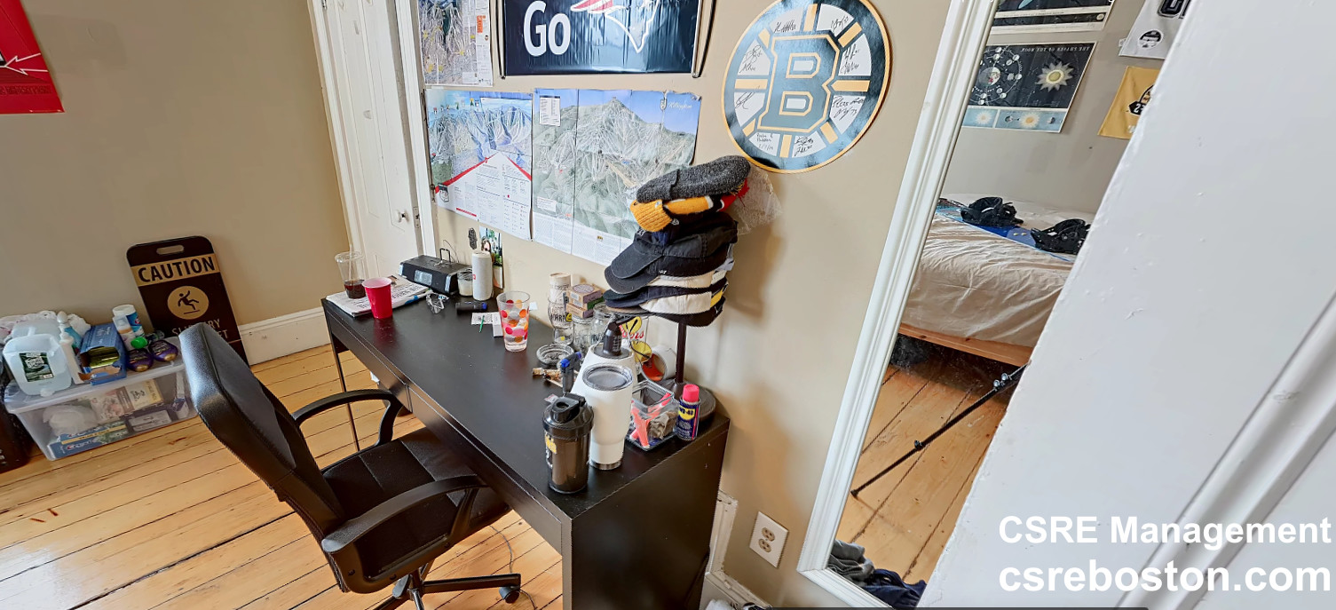 12 Saunders St, Oak Square