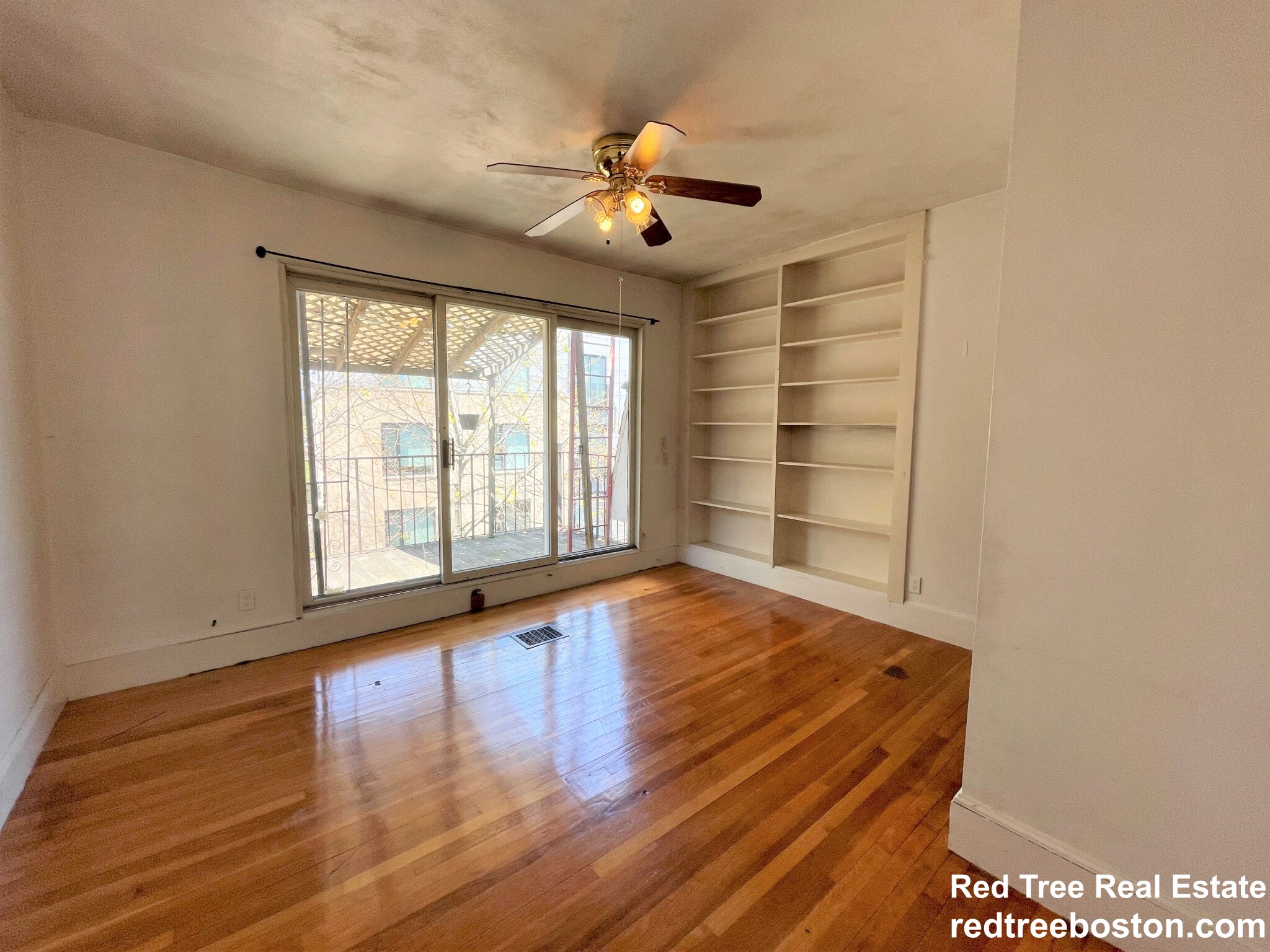 8 Sewall St, Mission Hill