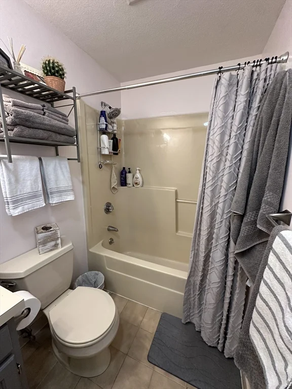 39 Parlin St, Everett