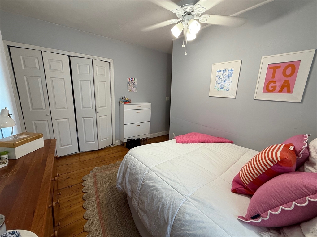 189 W Sixth St, South Boston