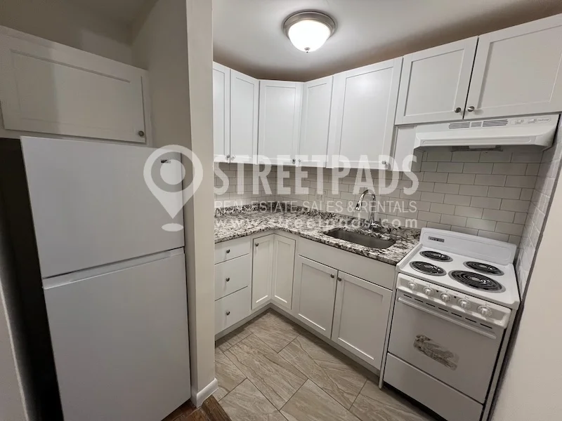 1315 Commonwealth Ave, Allston