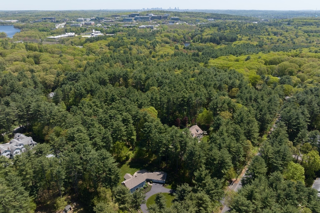 22 Bradford Rd, Weston