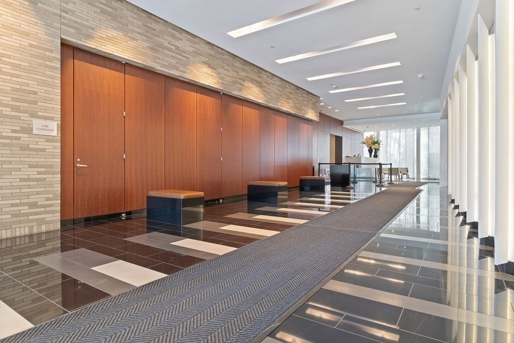 580 Washington St, Downtown