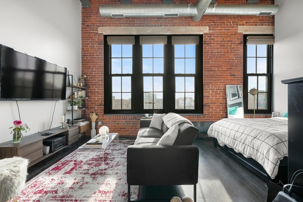 319 A St, Seaport District