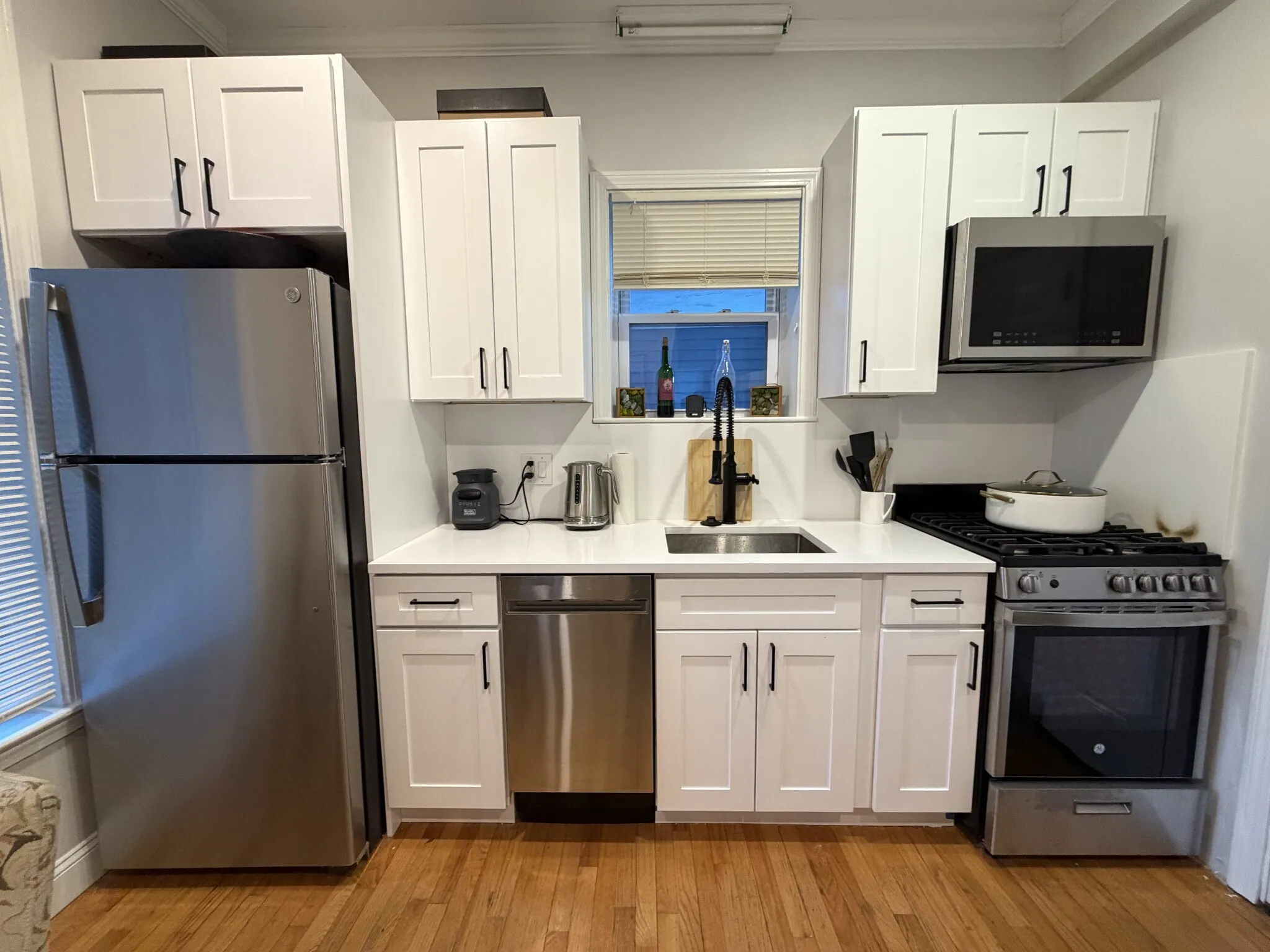 1576 Cambridge St, Mid-Cambridge