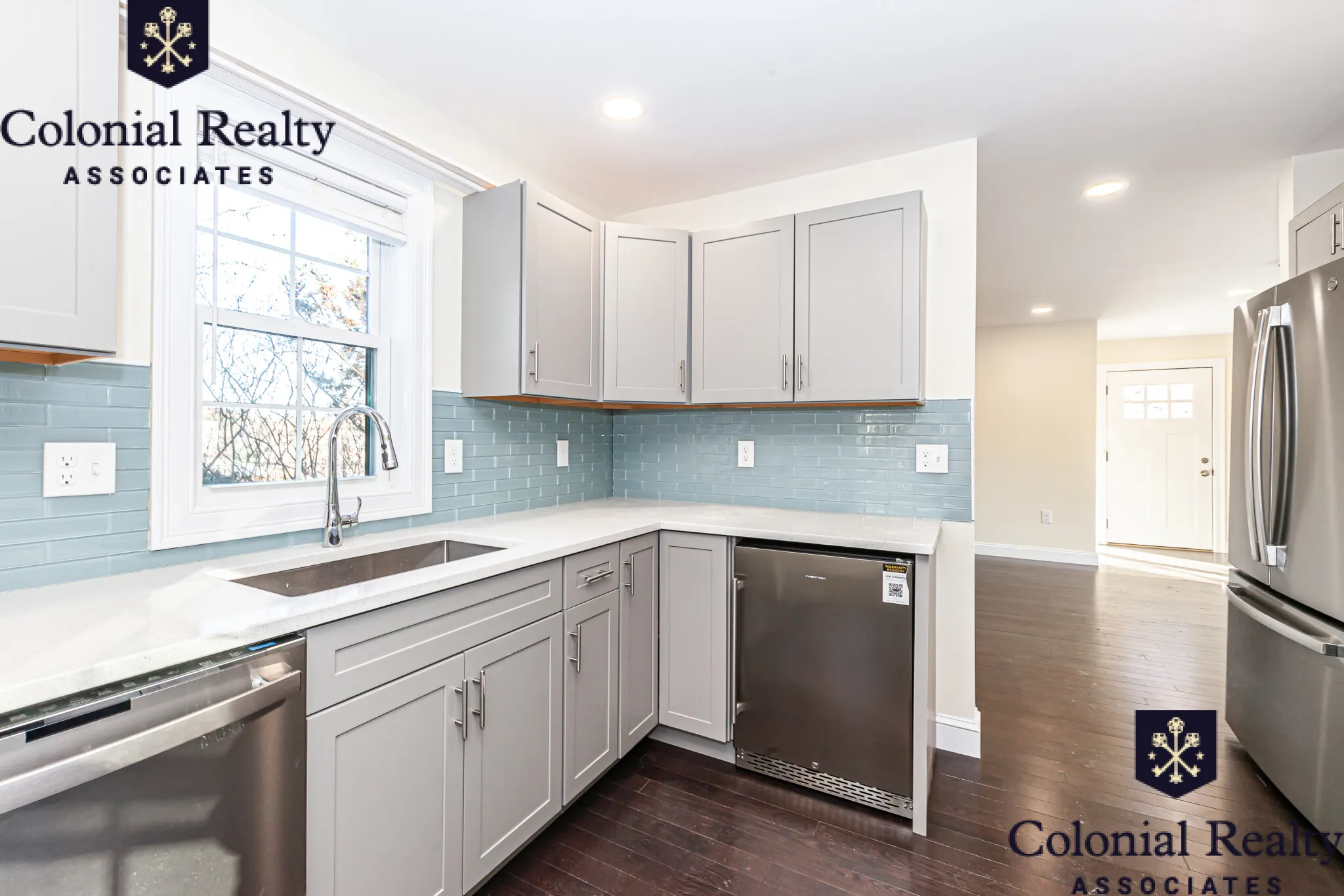 48 Caldwell Rd, West End